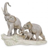LARGE LLADRO ELEPHANTS WALKING