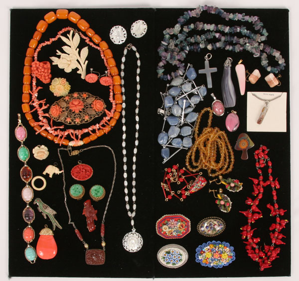 Large lot, 39 pieces, exotic