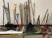 LARGE LOT OF ASSORTED GARDENIN