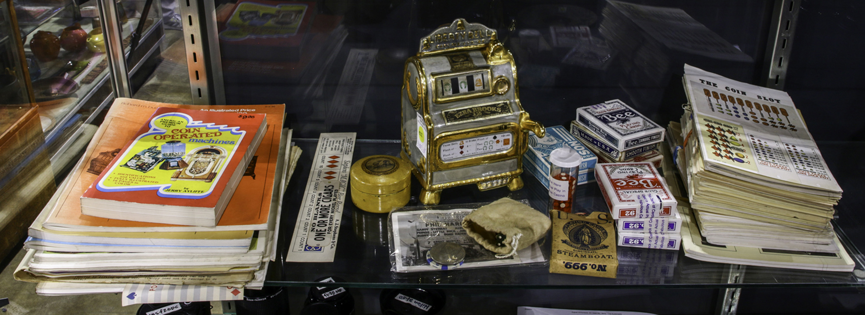 LARGE LOT OF GAMBLING MEMORABILIA
