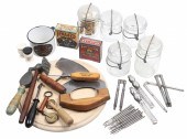 Large lot of kitchen items, in