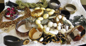 LARGE LOT OF MOSTLY DESIGNER C