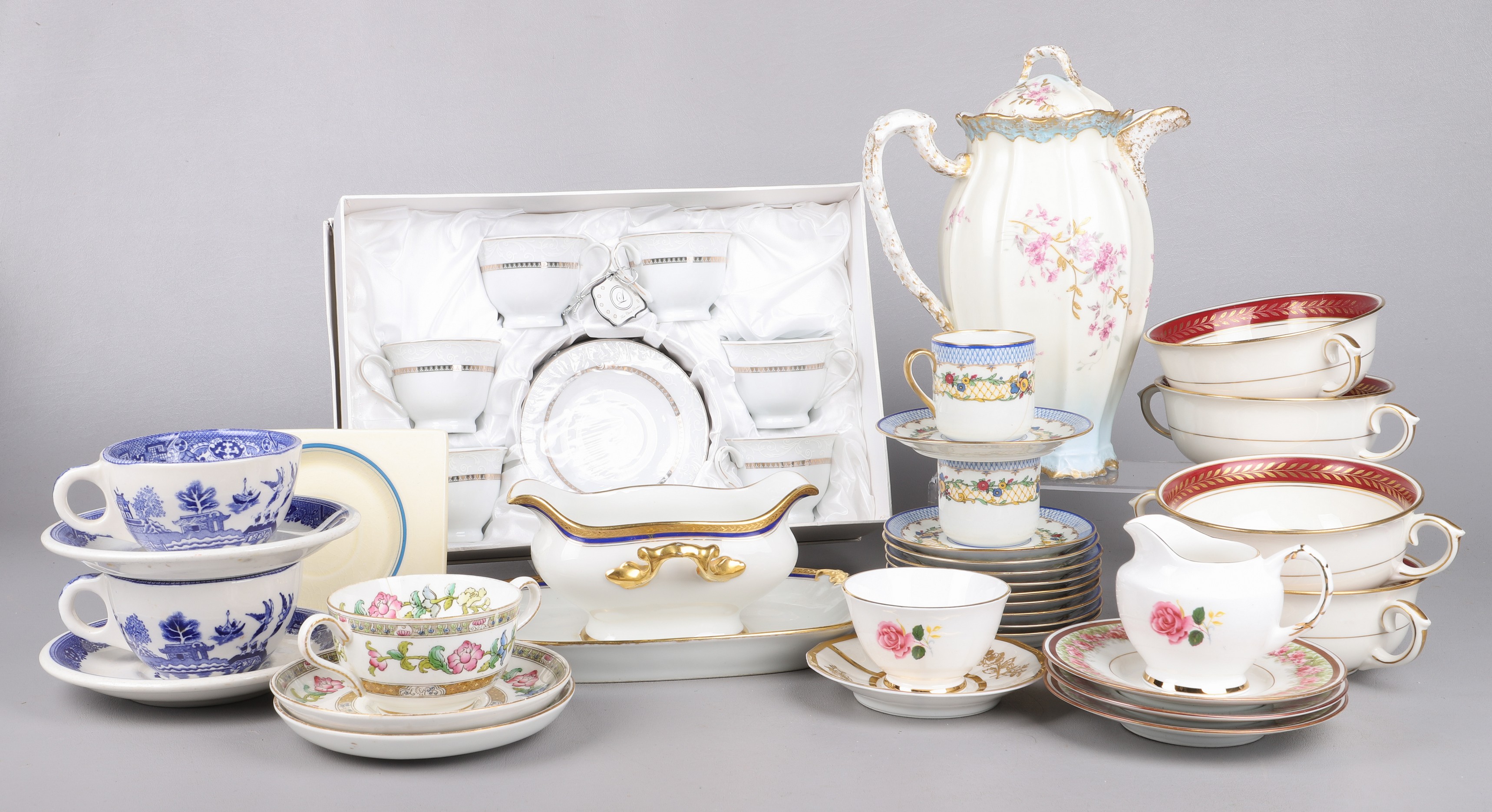 Large lot of porcelain