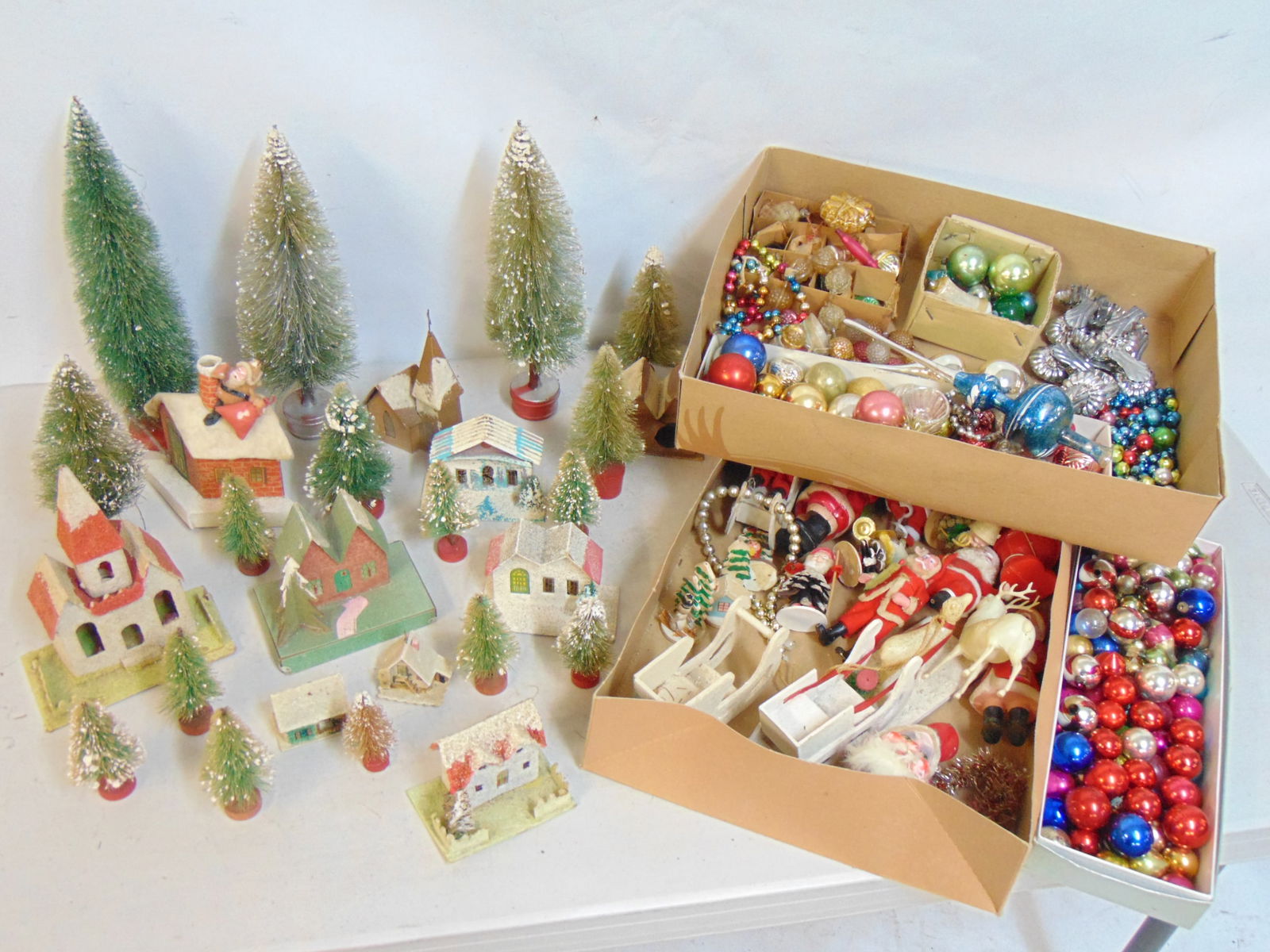 LARGE LOT VINTAGE CHRISTMAS