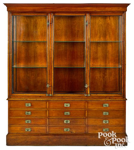 LARGE MAHOGANY CAMPAIGN STYLE