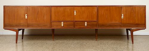 LARGE MID CENTURY MODERN CREDENZA