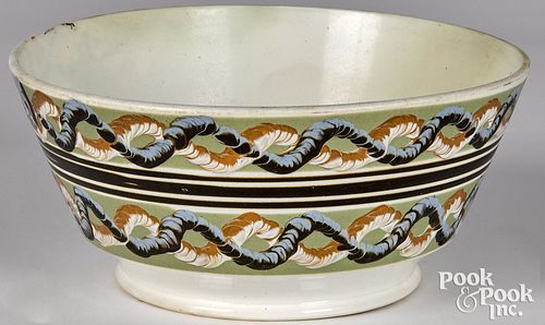 LARGE MOCHA BOWL, WITH EARTHWORM