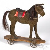 LARGE MOHAIR PLATFORM HORSELar