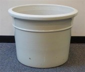 LARGE MONOCHROME GLAZED JARDIN