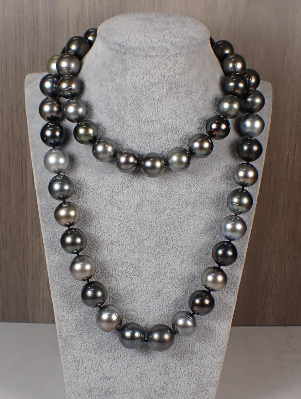LARGE MULTI COLOR TAHITIAN PEARL