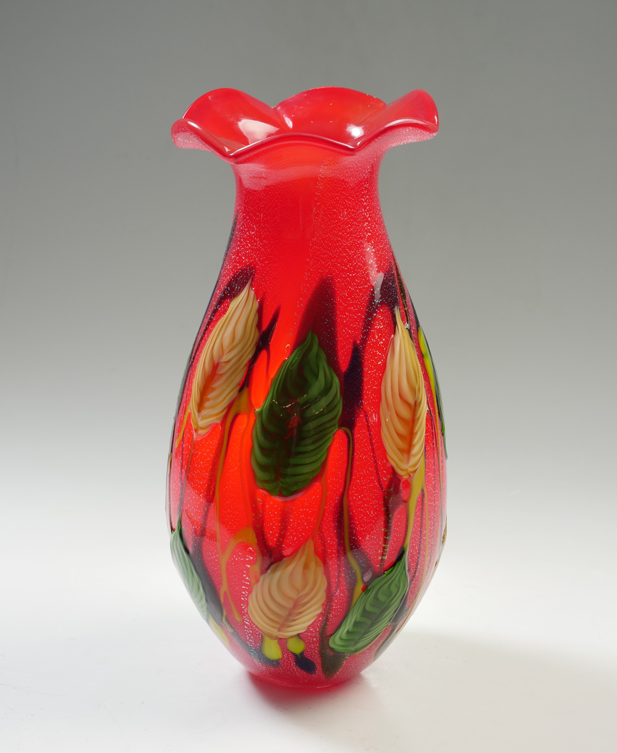 LARGE MURANO ART GLASS VASE: Red