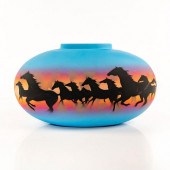 LARGE NAVAJO DINE POTTERY VASE