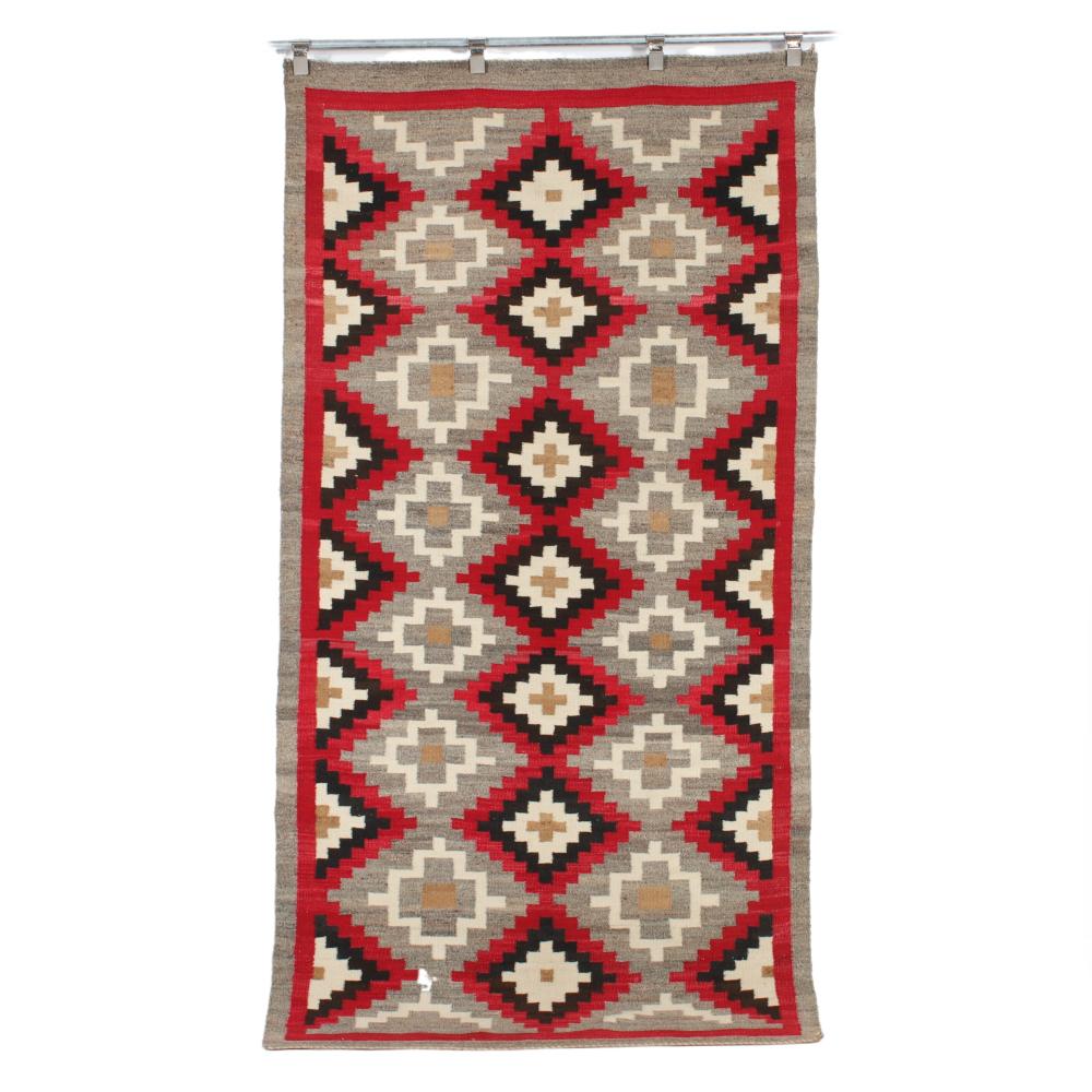 LARGE NAVAJO NATIVE AMERICAN RUG