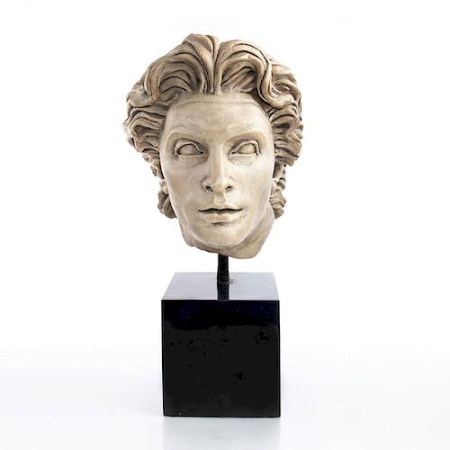 LARGE NEOCLASSICAL SCULPTURAL