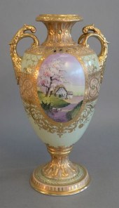 LARGE NIPPON PORCELAIN VASEHAV