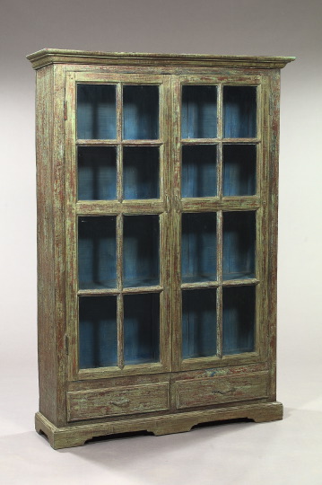 Large Northern European Stained and