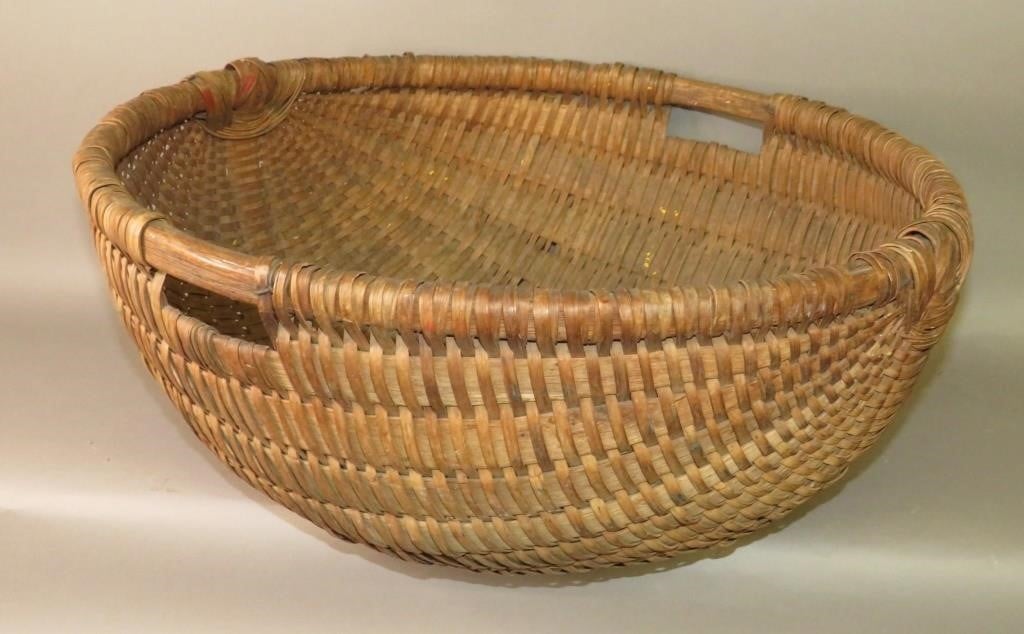 LARGE OAK & HICKORY MELON SHAPED