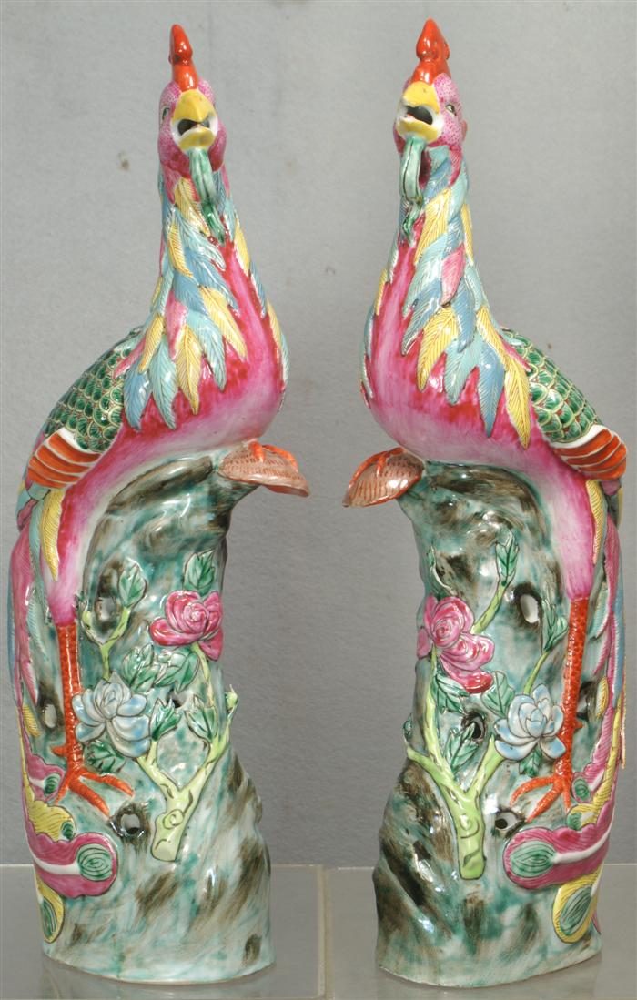Large pair of Chinese porcelain