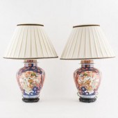 LARGE PAIR OF IMARI PALETTE LA