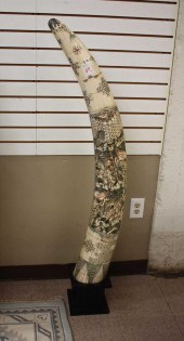 LARGE PAIR OF SCRIMSHAW DECORA