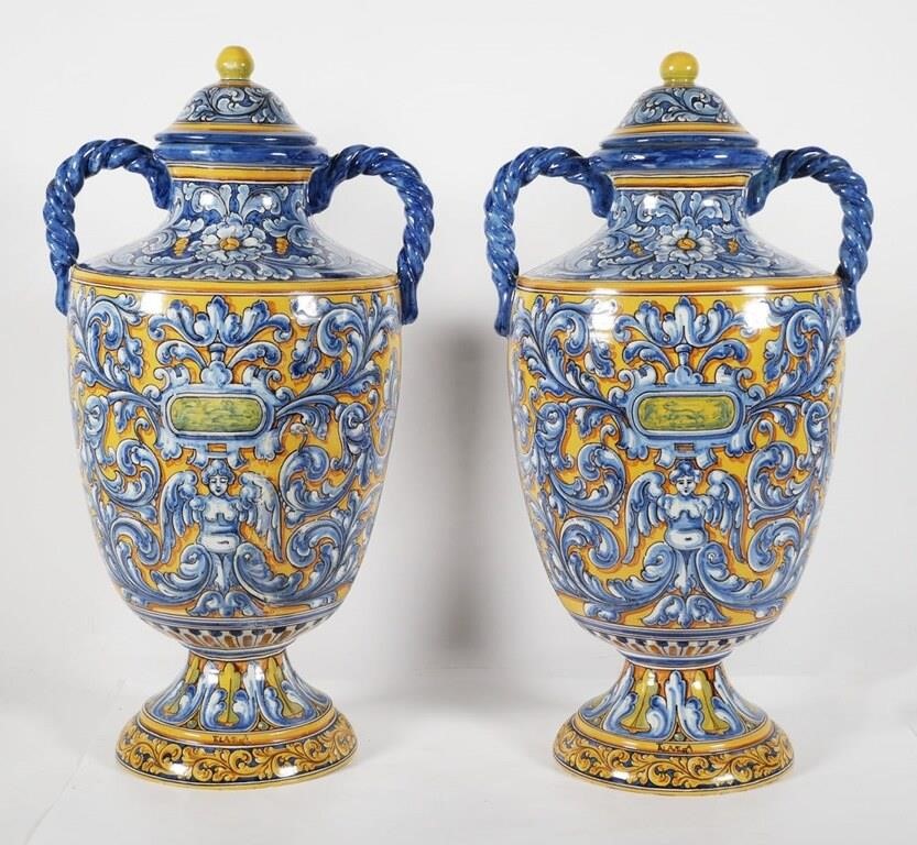 LARGE PAIR TALAVERA LIDDED