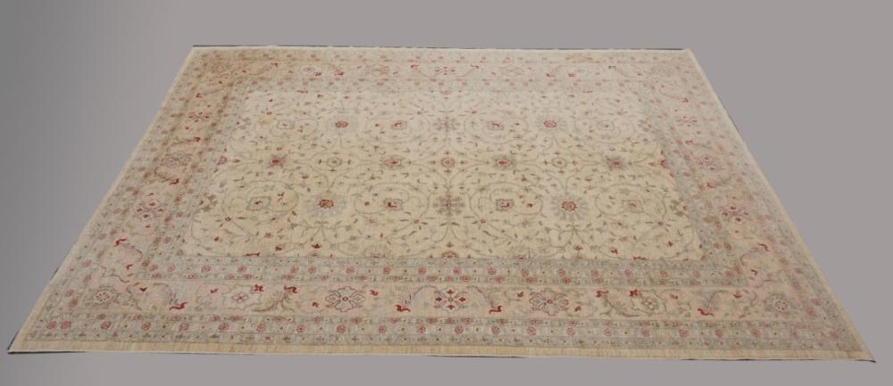 LARGE PAKISTAN TABRIZ DESIGN WOOL