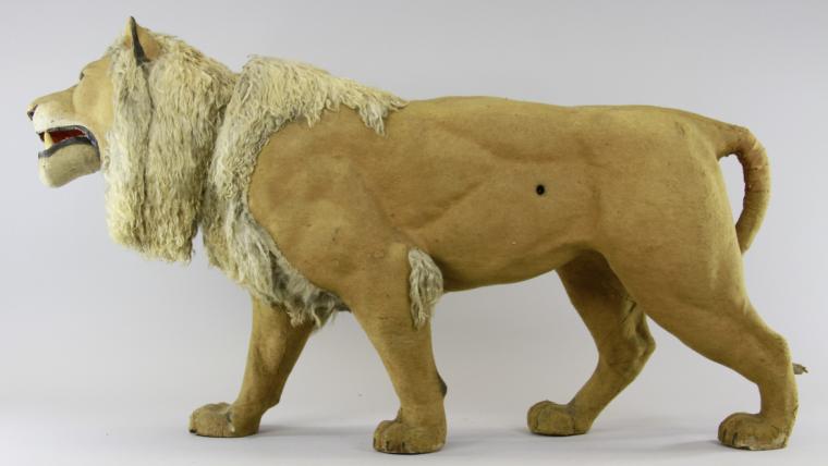 LARGE PAPIER M?CH? CLOCKWORK LION