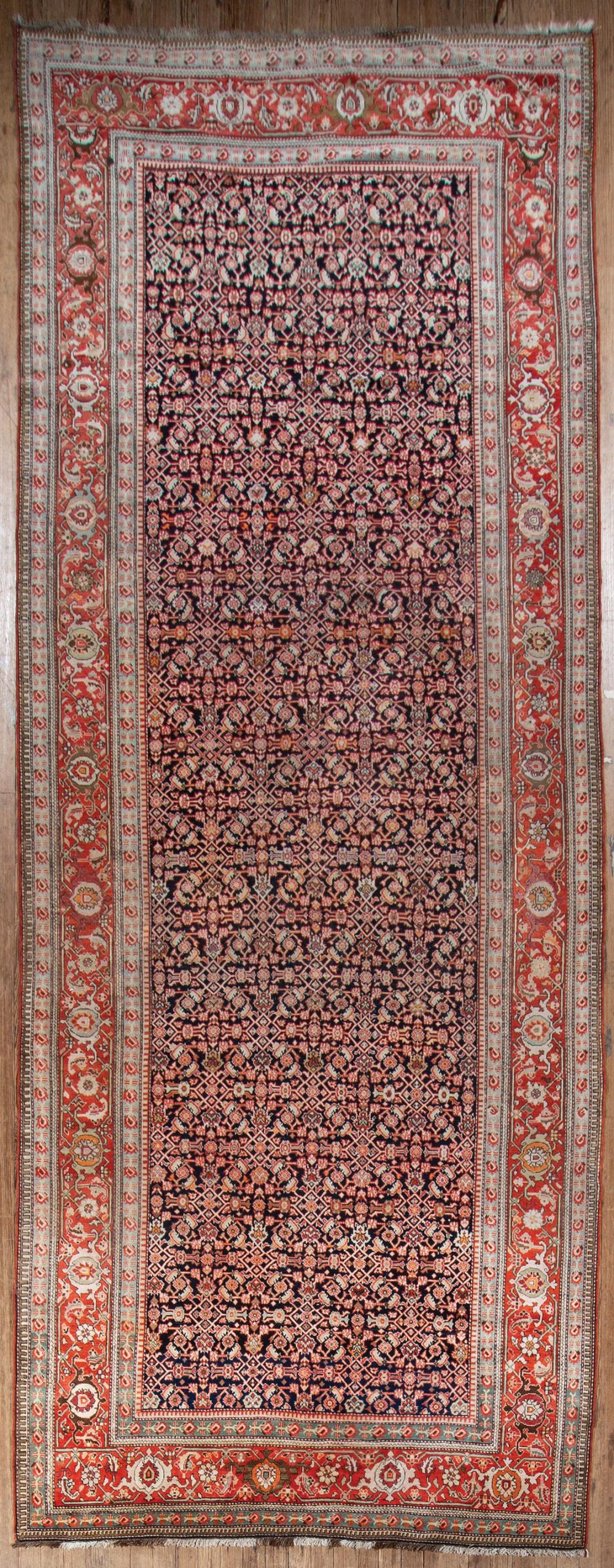 LARGE PERSIAN CARPETLarge Persian