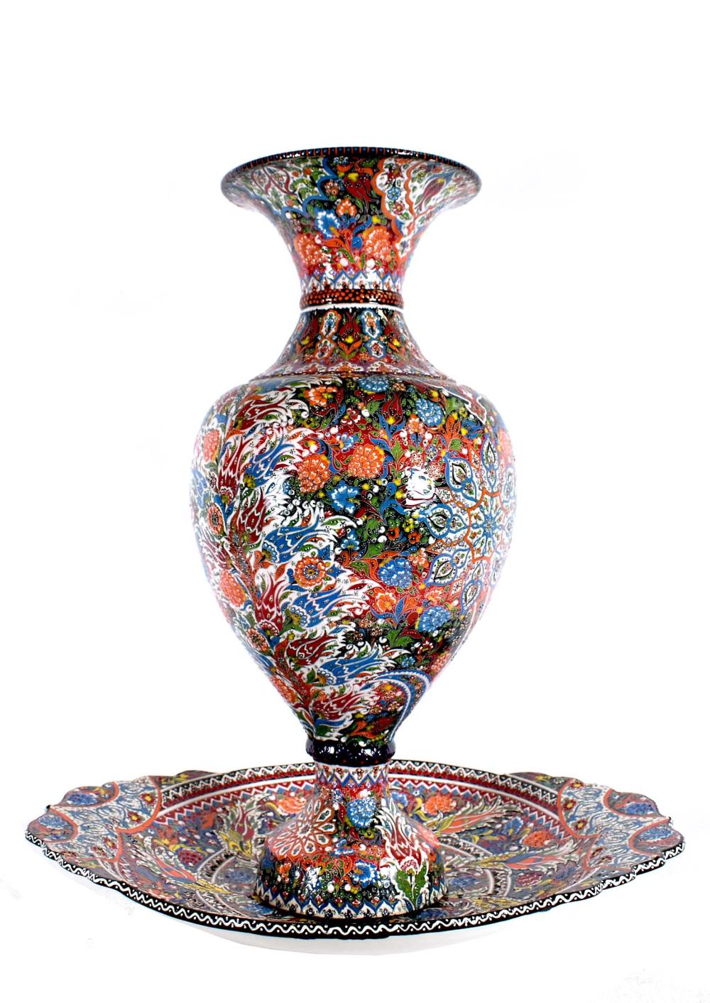 LARGE PERSIAN PORCELAIN VASE &