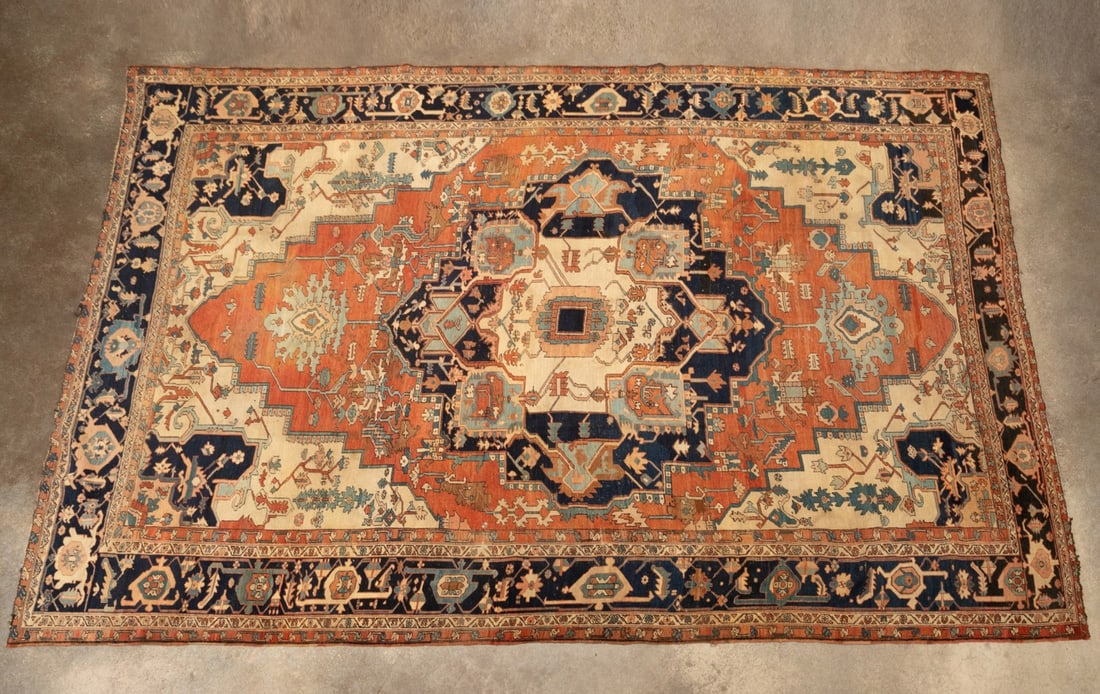 LARGE PERSIAN SERAPI HAND KNOTTED
