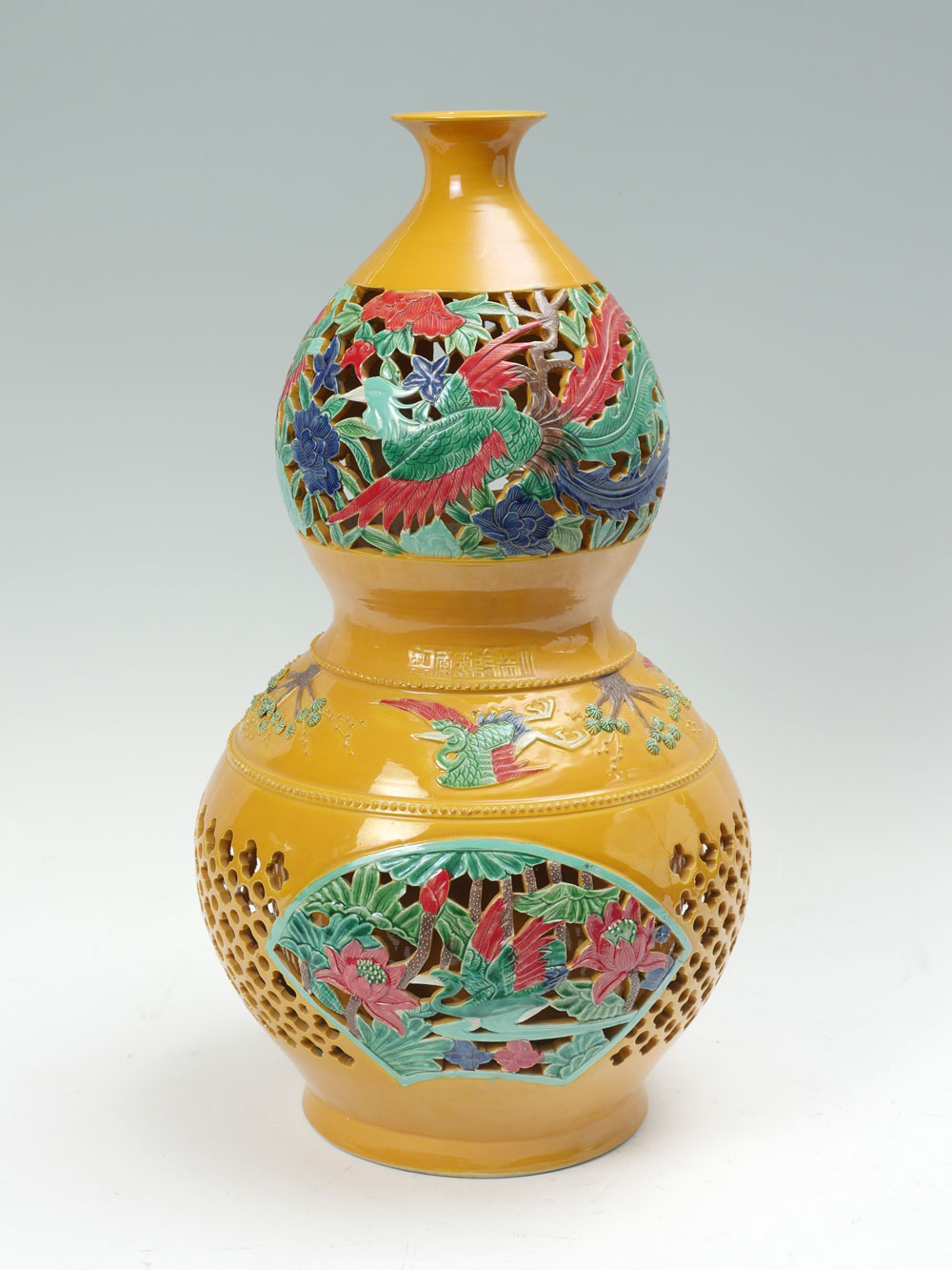 LARGE PIERCED CHINESE POLYCHROME