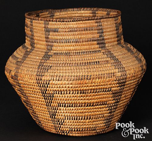 LARGE PIMA INDIAN COILED BASKETRY