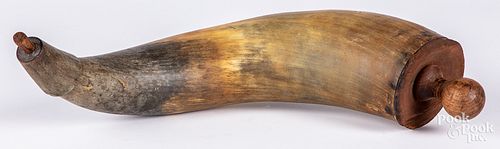 LARGE POWDER HORN, EARLY 20TH