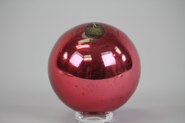 LARGE RED/PINK KUGEL Germany