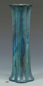 LARGE ROOKWOOD VASE - TEAL GLA