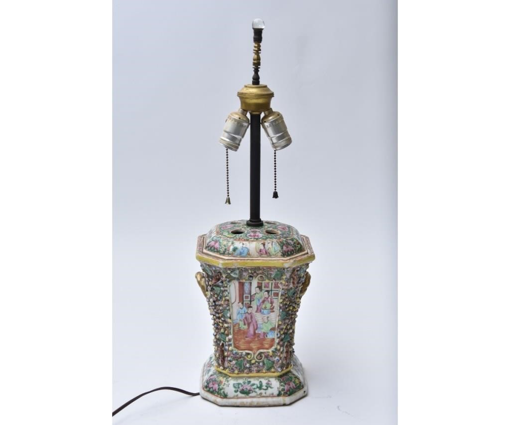 Large Rose Medallion bough pot