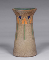 LARGE ROSEVILLE MOSTIQUE VASE