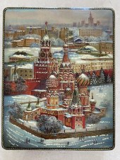 LARGE RUSSIAN MOSCOW SOUVENIR