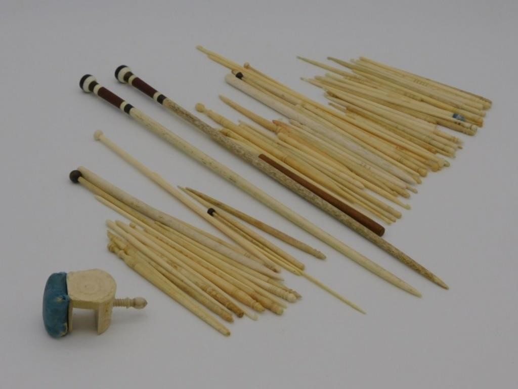 LARGE SCRIMSHAW SEWING LOT, 19TH C.