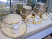 LARGE SET LENOX PORCELAIN DINN