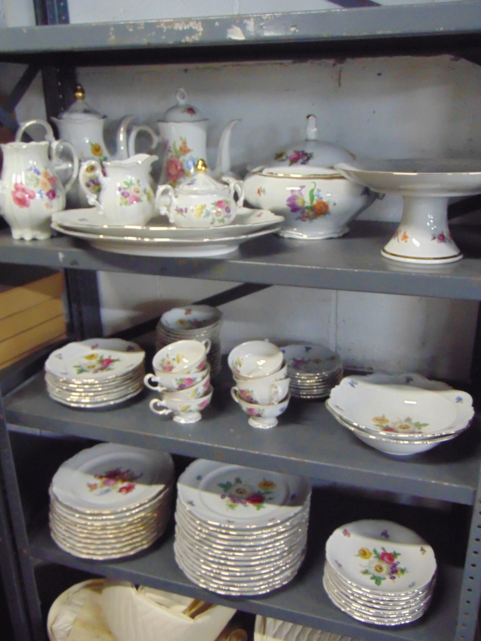 LARGE SET MITTEREICH "MEISSEN