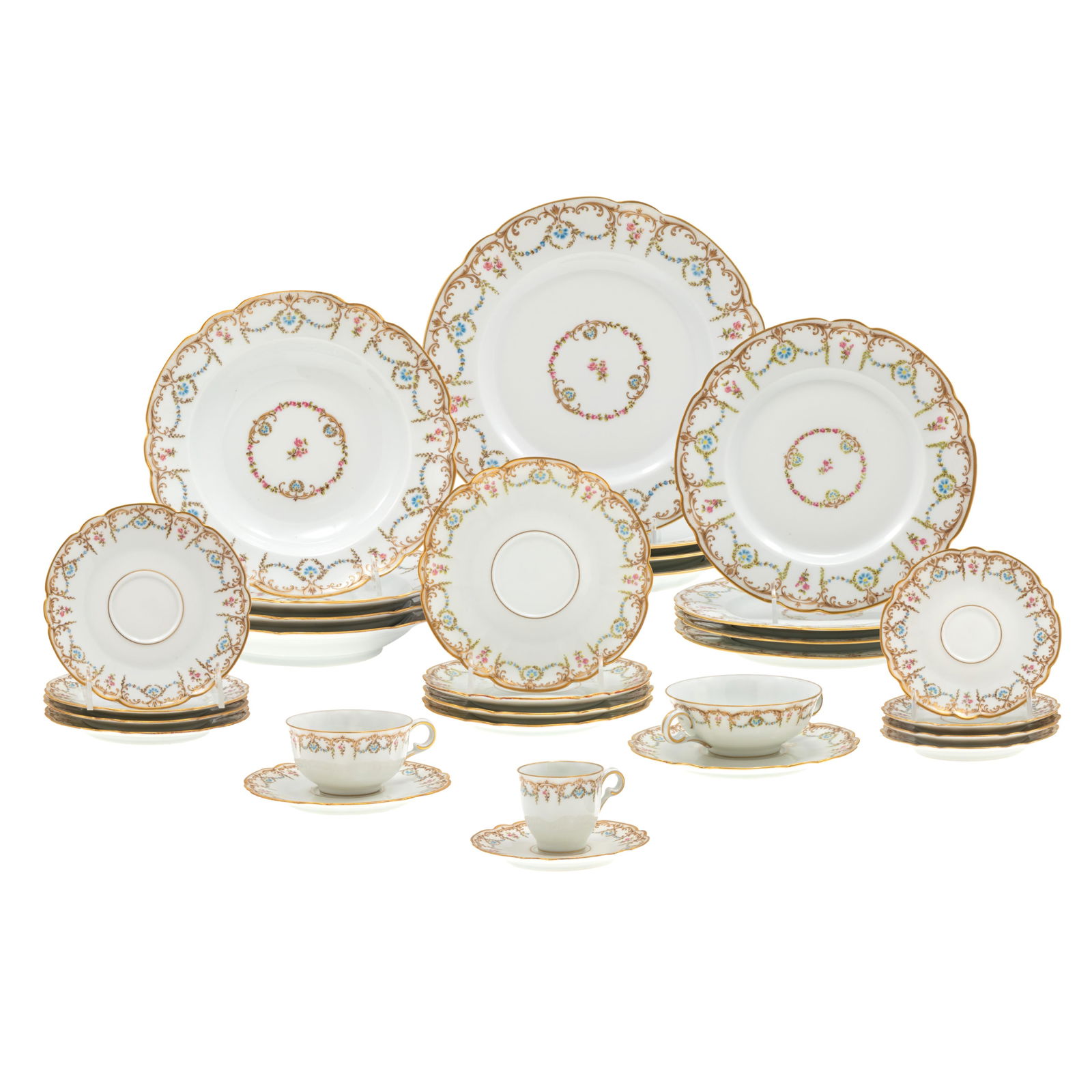 LARGE SET OF HAVILAND LIMOGES