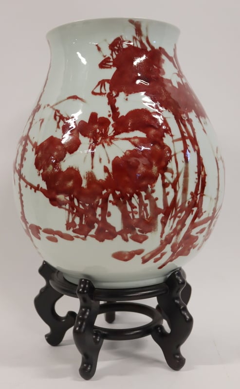 LARGE SIGNED 20TH CENTURY CHINESE