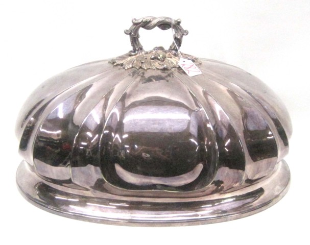 LARGE SILVER PLATED ROAST COVER.