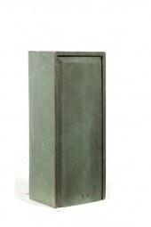 LARGE SLIDE-LID BOX.  Zoar  Tu