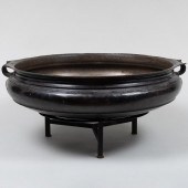 LARGE SOUTH INDIAN BRONZE URUL