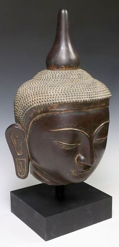 LARGE SOUTHEAST ASIAN PARCEL-GILT