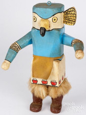 LARGE SOUTHWESTERN INDIAN CARV