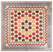 LARGE STAR PATTERN QUILT WITH