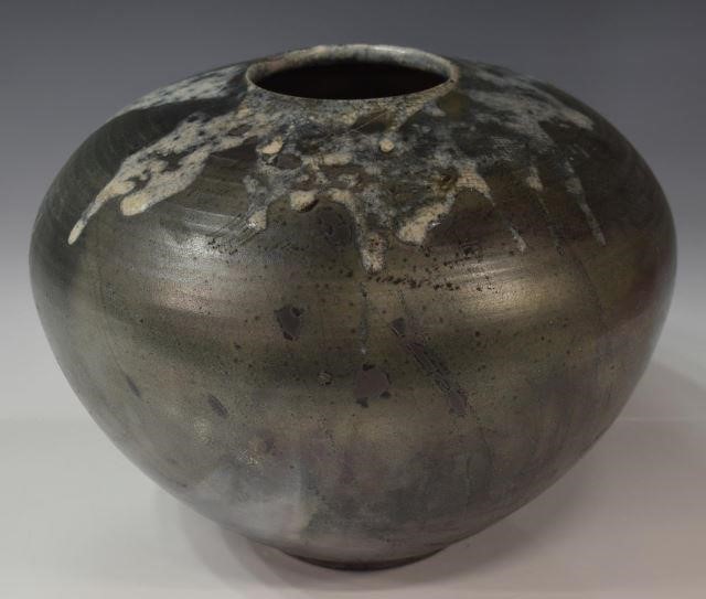 LARGE STUDIO POTTERY VESSEL,